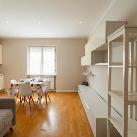 Apartment Sweet Lungolago Garibaldi *